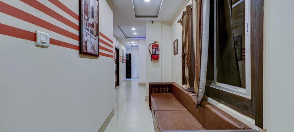 Fabhotel Dreamland