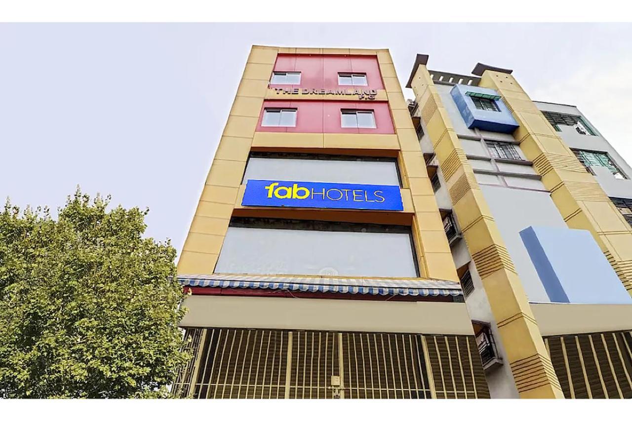 Fabhotel Dreamland